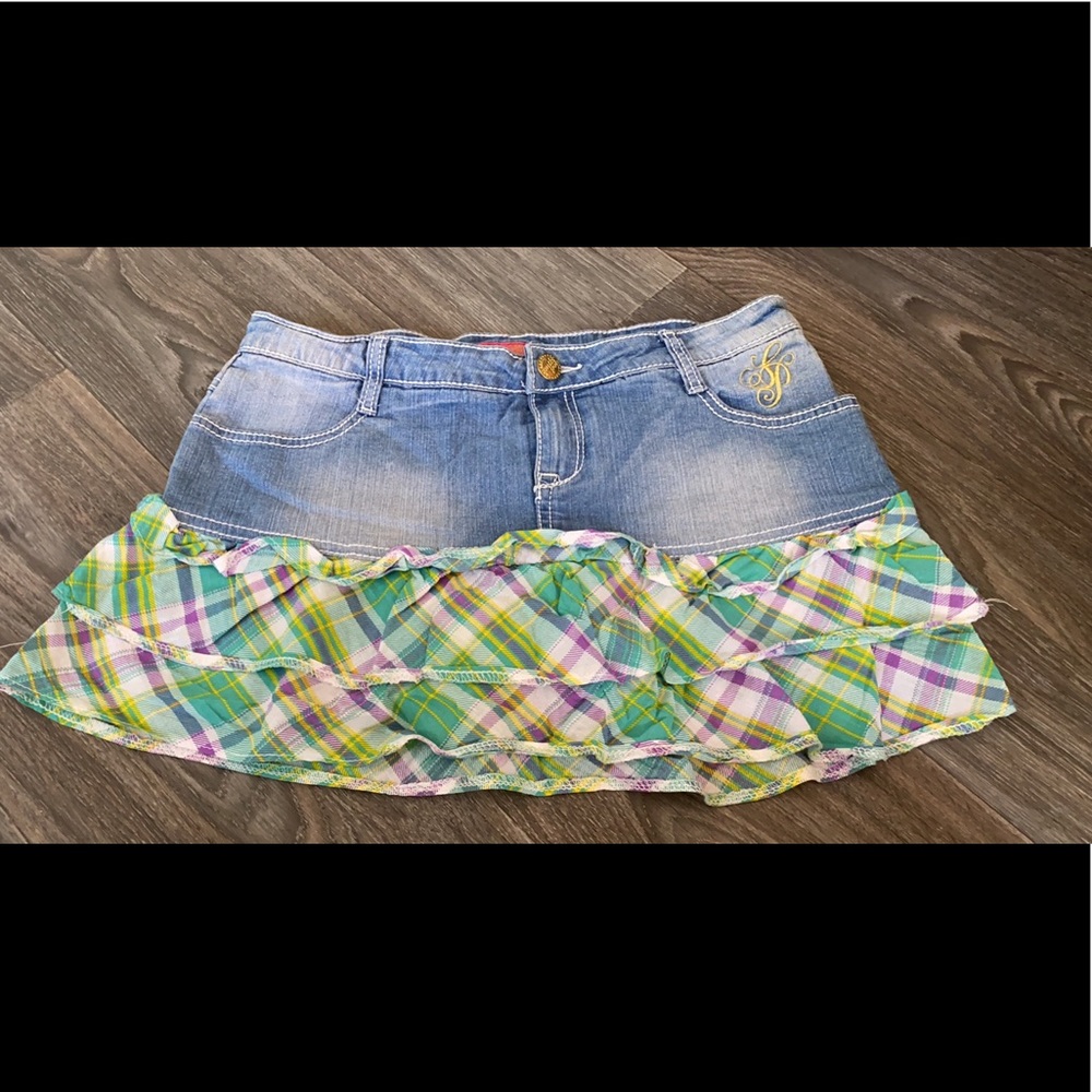 Juniors plus size skort